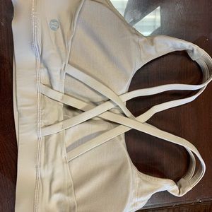 LULULEMON ENERGY BRA